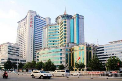 湖北省人民醫(yī)院靜脈用藥調(diào)配中心凈化安裝工程